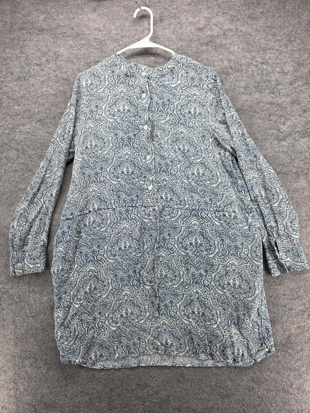 GAP Dress Womens L Blue Paisley Shift Knee Length Button Lined Rayon Vietnam